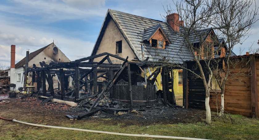 Pożar w Osowcu. Spłonęła przybudówka
