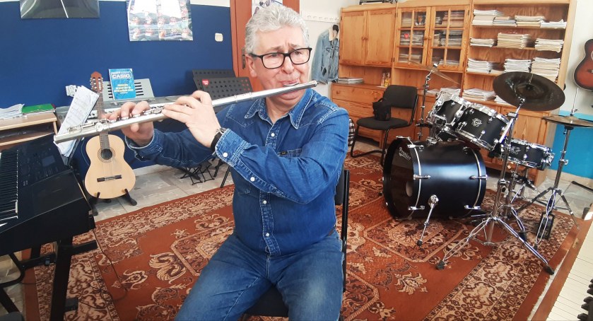 Antoni Karbowski –  multiinstrumentalista