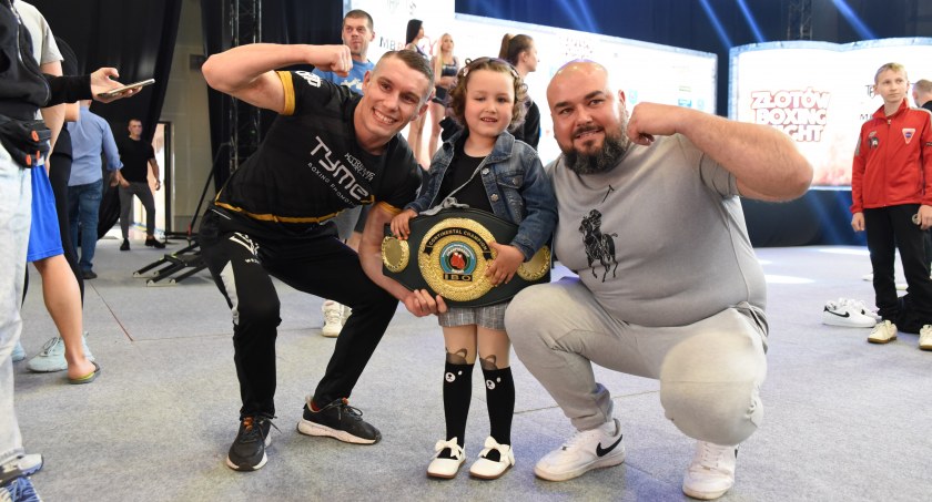 Oficjalne ważenie przed Złotów Boxing Night