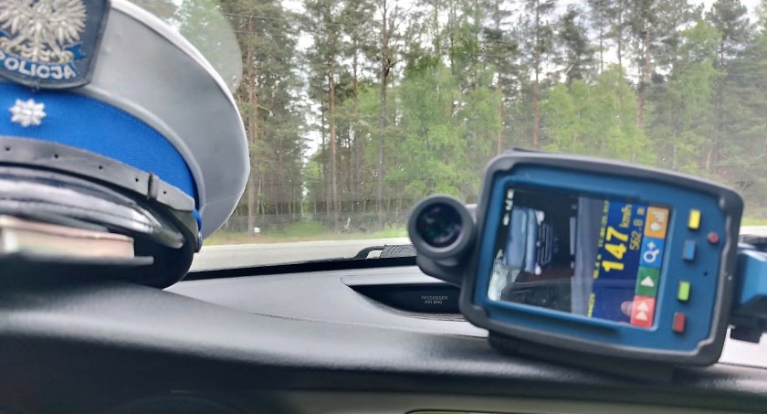 Kolejni piraci drogowi zatrzymani przez policję