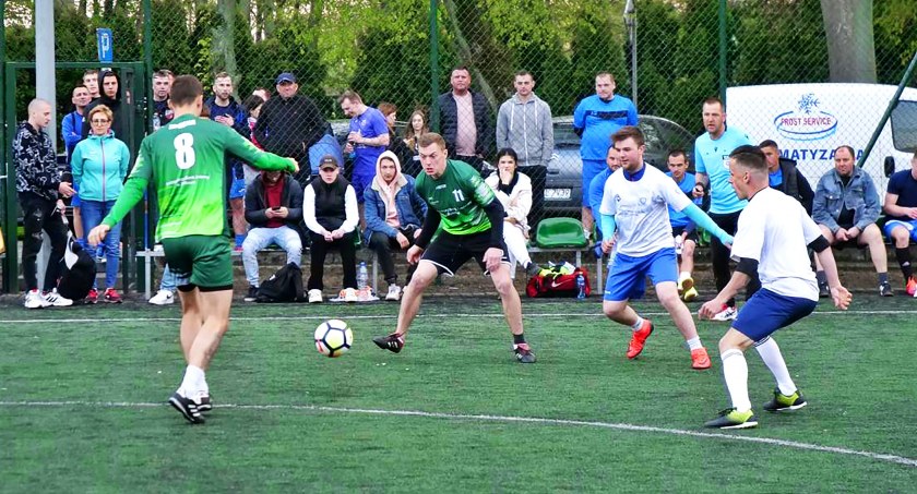 Liga Szóstek sama się nie zorganizuje