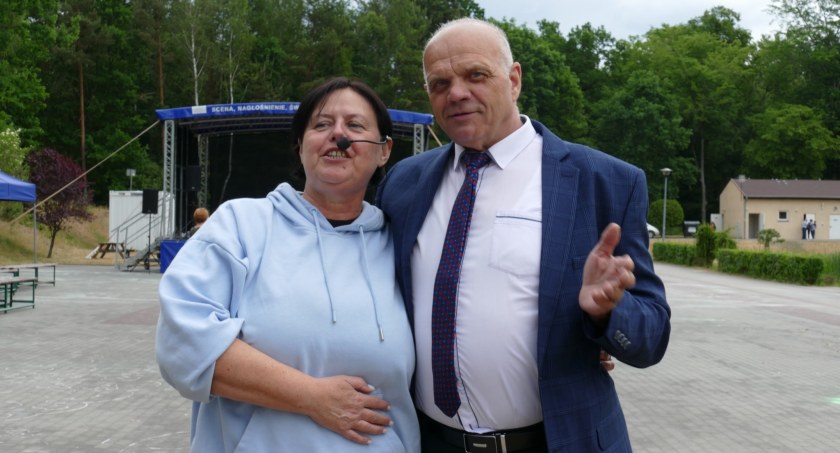 Powiatowe powitanie lata przez seniorów w Lipce