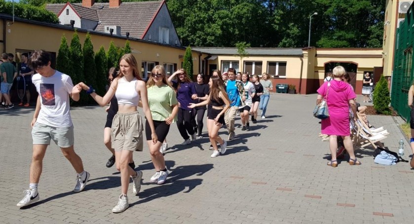 Dzień sportu w złotowskim Ekonomie