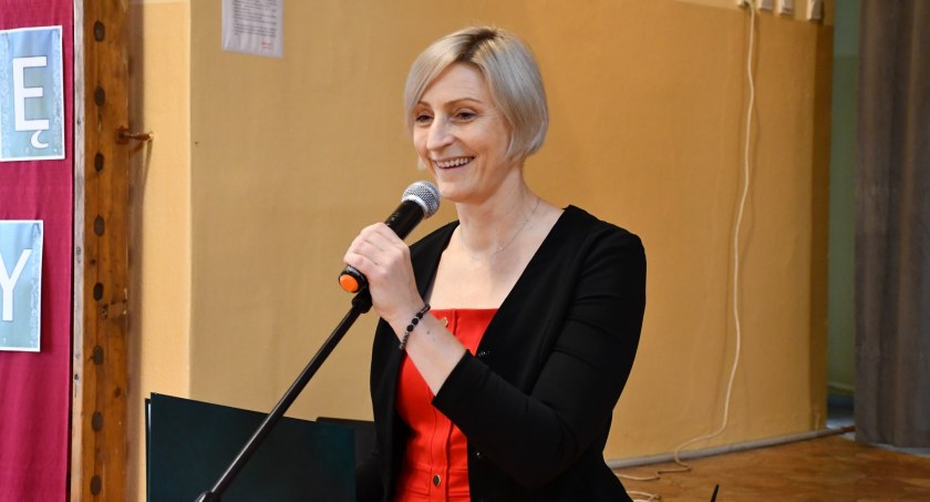 Pożegnanie dyrektor Zespołu Szkolno-Przedszkolnego w Starej Wiśniewce