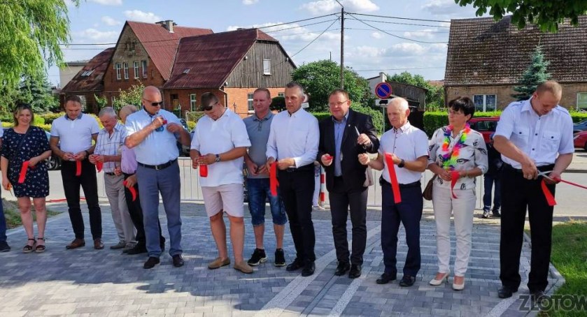Nie było wiceministra, nie przecięli wstęgi