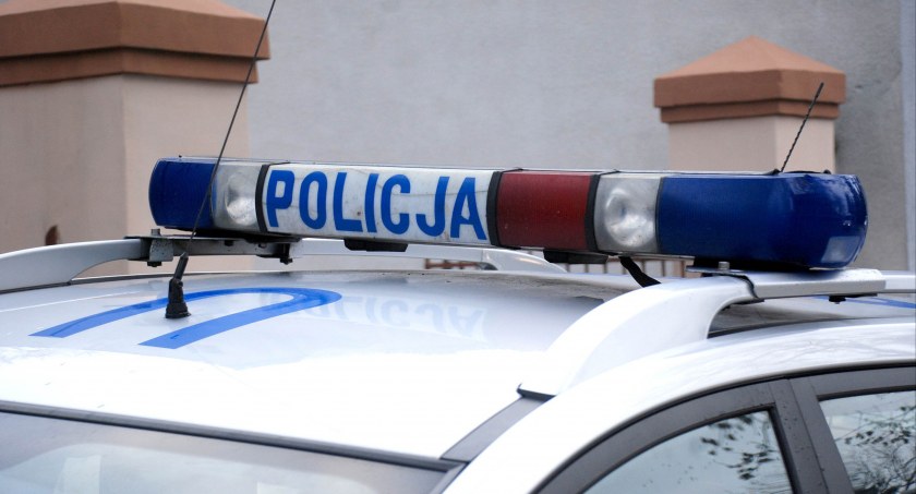 Rodzice kilkorga dzieci kompletnie pijani