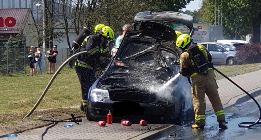 Pożar samochodu osobowego w Jastrowiu