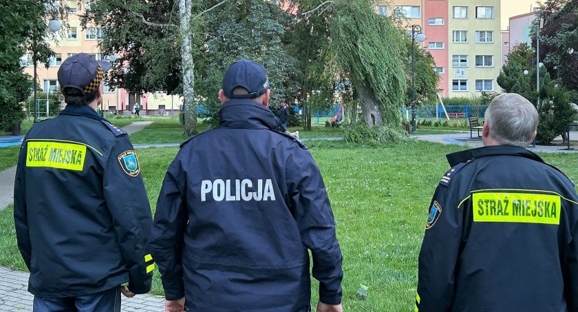 Wspólne patrole policjantów i strażników miejskich w Złotowie