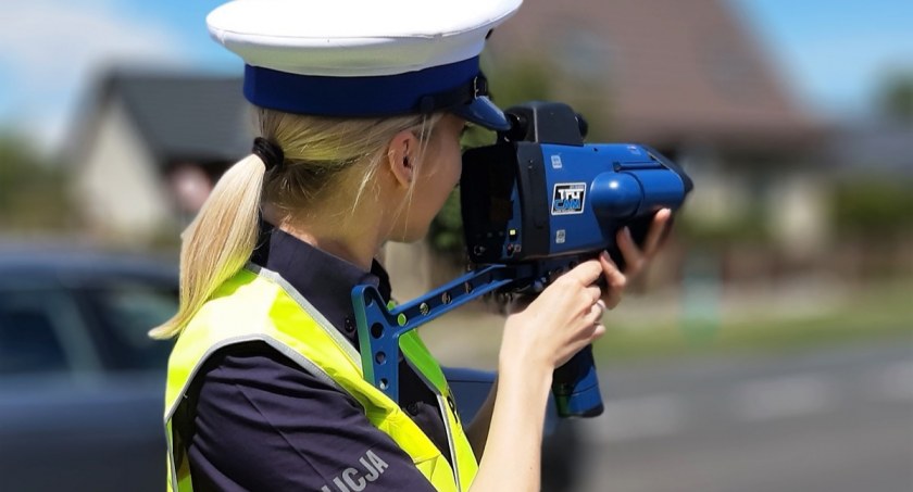 Pokazał policjantom prawo jazdy z Nowego Yorku. Sprawa trafiła do sądu