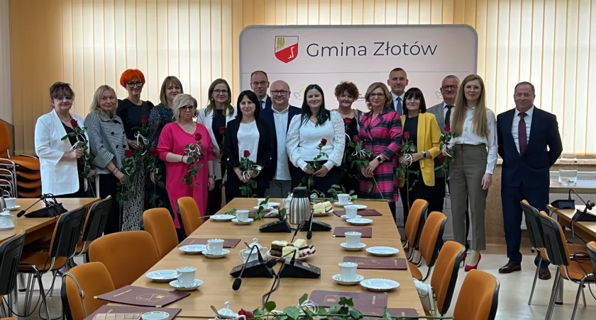 Nagrody wójta gminy Złotów z okazji Dnia Edukacji Narodowej