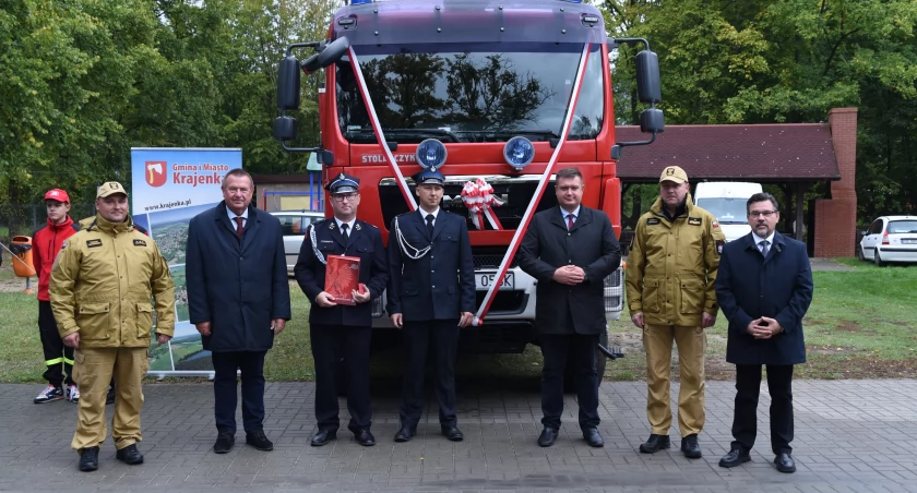 Nowy samochód oficjalnie w OSP Augustowo-Głubczyn