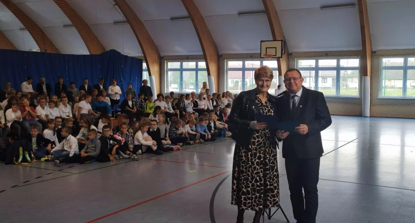Uroczysta akademia z okazji Dnia Edukacji Narodowej w Tarnówce