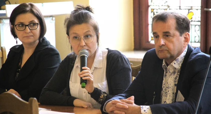 W szpitalu mniej znaczy... bardzo dużo drożej