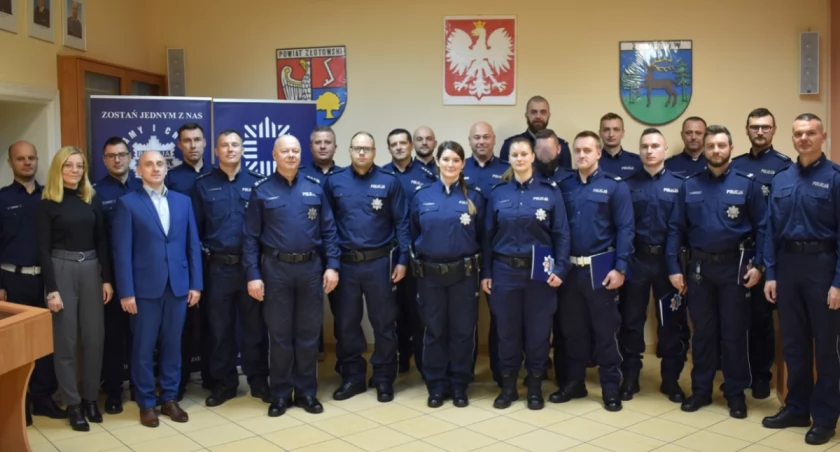 Awanse dla złotowskich policjantów