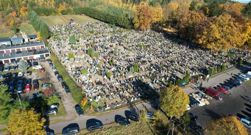 Nowe opłaty za chowanie zmarłych w gminie Okonek