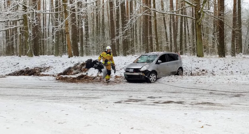 Dachowanie samochodu osobowego