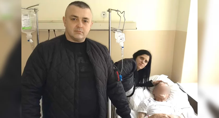 Wycieńczony leżał w mieszkaniu, czekała go śmierć!