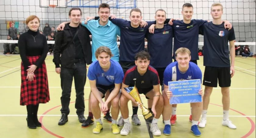 [WIDEO] Finał Szkolnego Turnieju Piłki Siatkowej w CKZiU