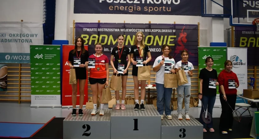 Worek medali dla UKS Kometka Jastrowie