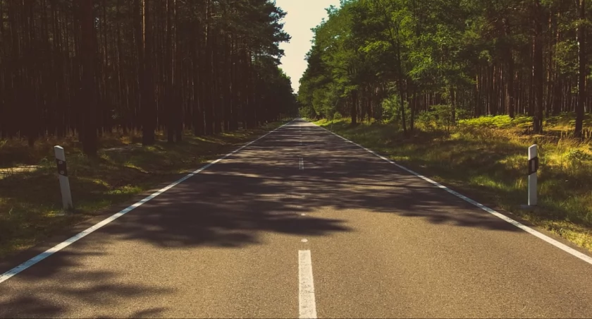Jedna z najgorszych dróg w powiecie będzie wyremontowana