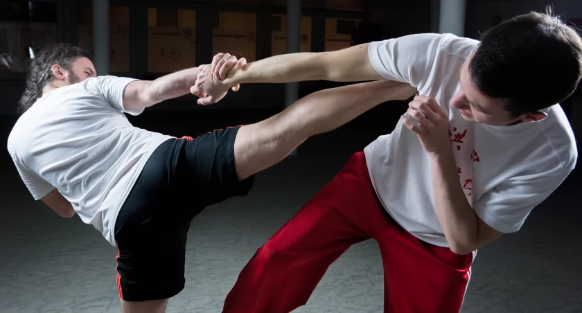 Kiedy warto trenować MMA?