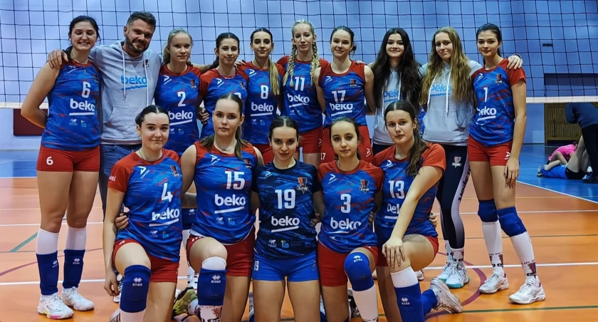 Juniorki SPS Sparta Złotów na turnieju w Pile