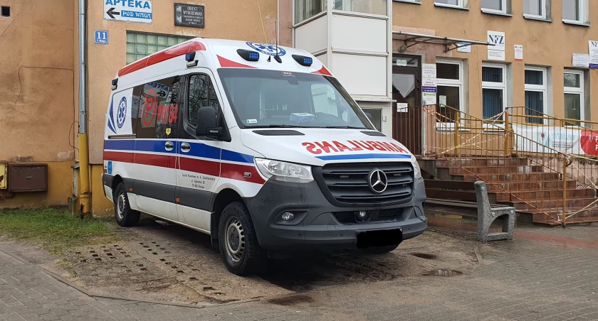 Zabiorą stąd karetkę!