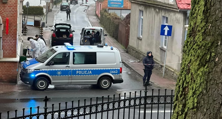 Kto wysadził bankomat?