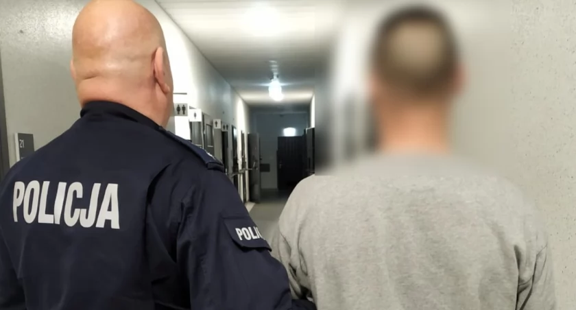Mieszkańcy Jastrowia zaatakowali policjanta