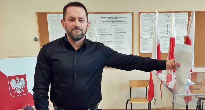 AKTUALIZACJA - OFICJALNIE drugą turę wyborów na burmistrza Łobżenicy wygrywa Robert Biskupiak
