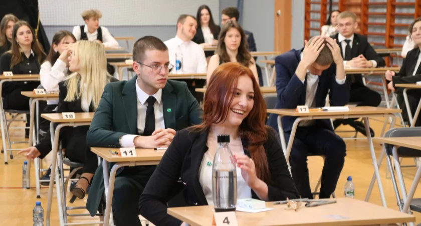 Matura w I LO w Złotowie - dziś język polski