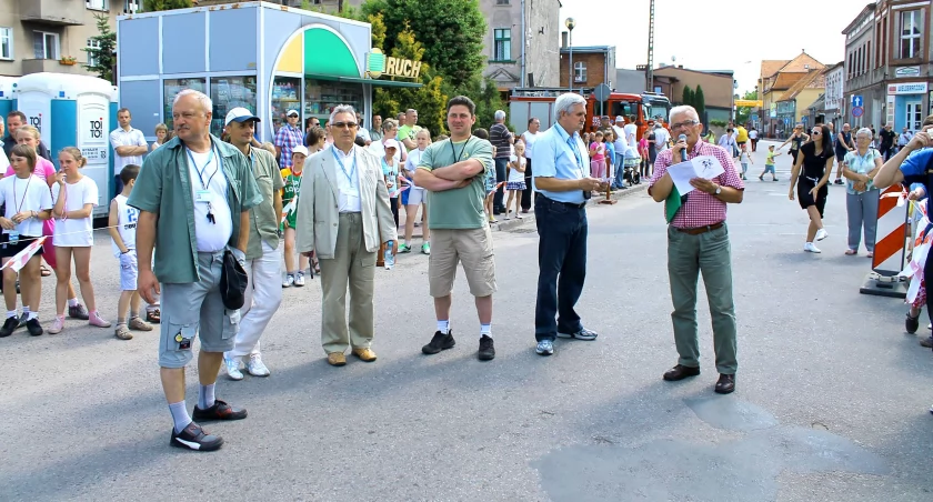 Zaczynali pod sklepem, kończyli na PKS-ie