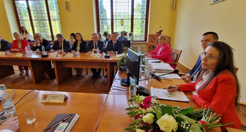 Wybrali przewodniczących, ustalili diety
