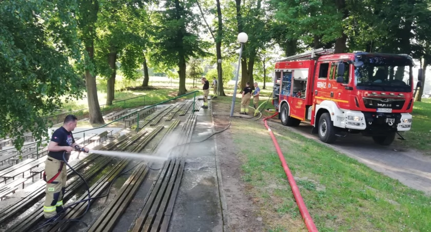 Wzorowa akcja druhów z OSP Krajenka na prośbę Burmistrza