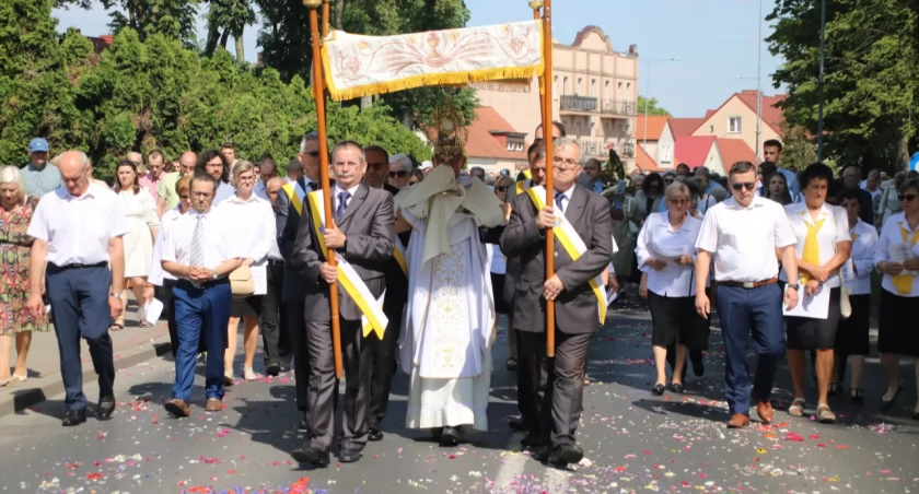  [WIDEO] Procesja na Boże Ciało w Parafii WNMP i św. Rocha w Złotowie