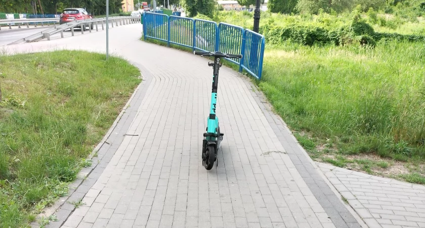 Albo zrobią porządek, albo hulajnogi trafią do śmieci!