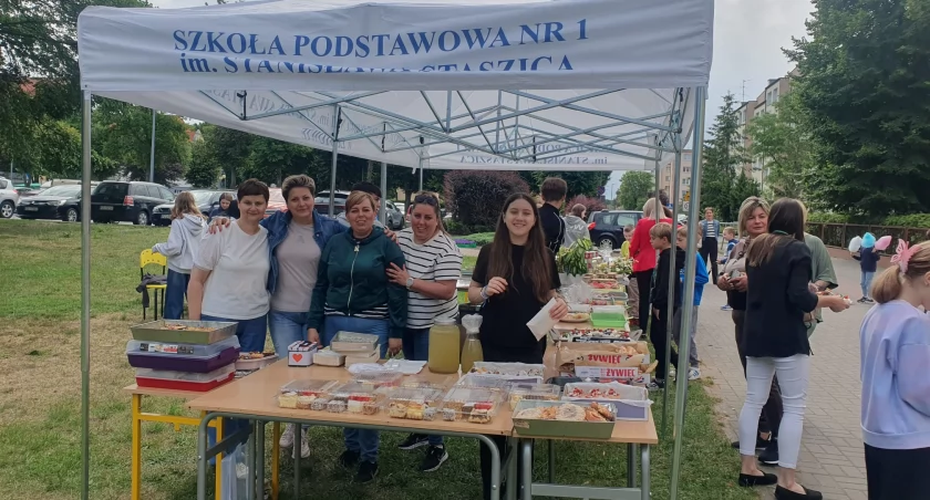 Charytatywny kiermasz w złotowskiej Jedynce