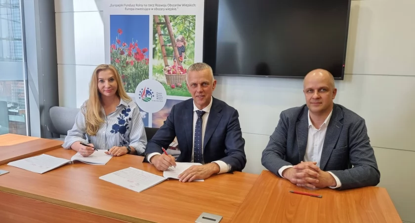Gmina Tarnówka zakończyła tydzień podpisaniem kolejnej umowy