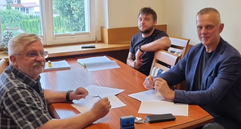 Ekologiczna wiata z tarasem widokowym powstanie w miejscowości Płytnica
