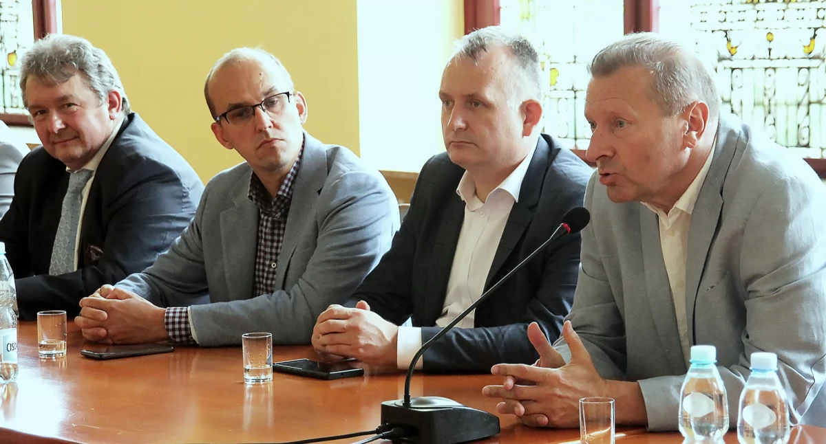 Odchodzi pięciu lekarzy z oddziału wewnętrznego!