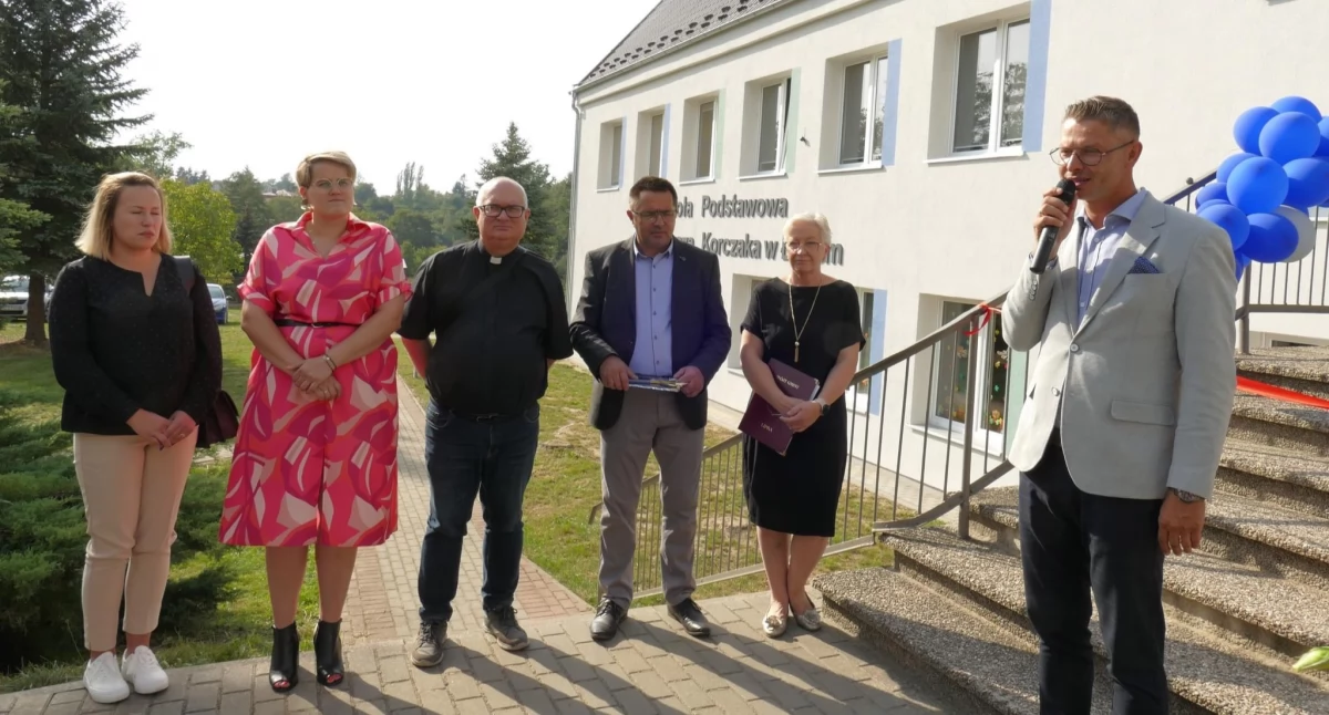  Otwarcie Szkoły Podstawowej im. Janusza Korczaka po remoncie