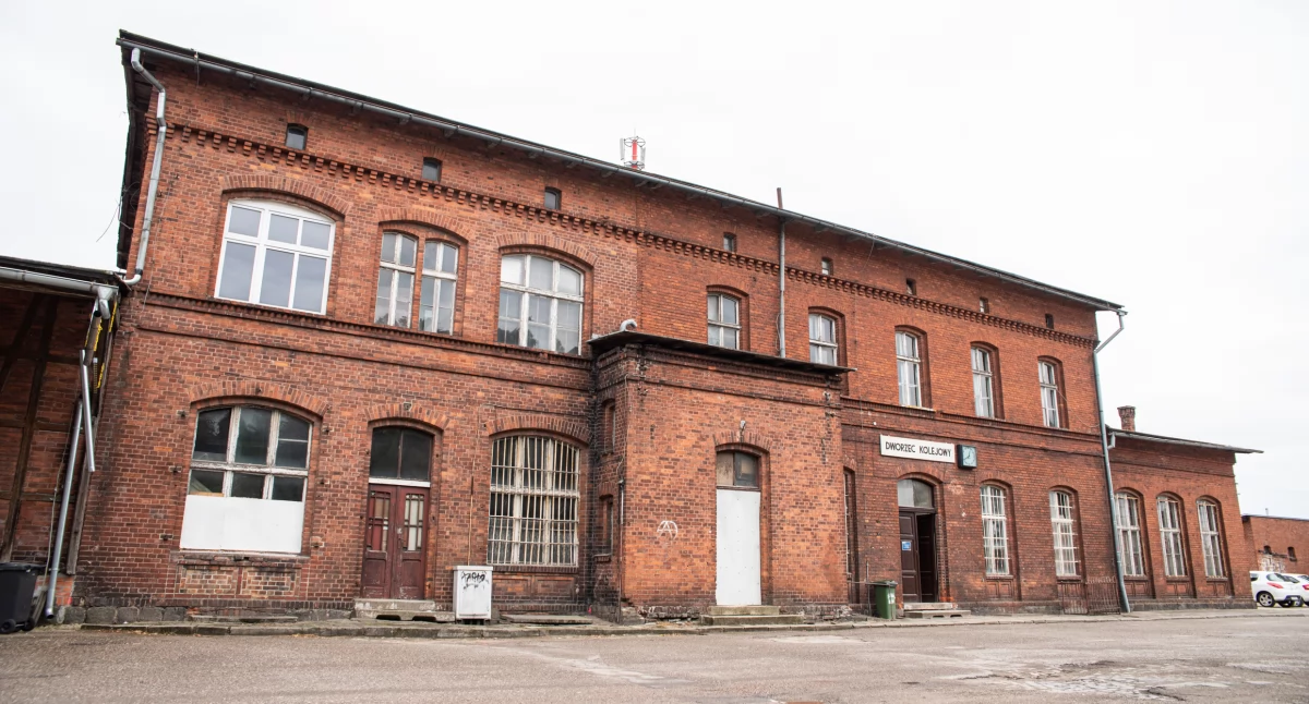 Jastrowie nie chce czekać w nieskończoność i bierze dworzec w swoje ręce