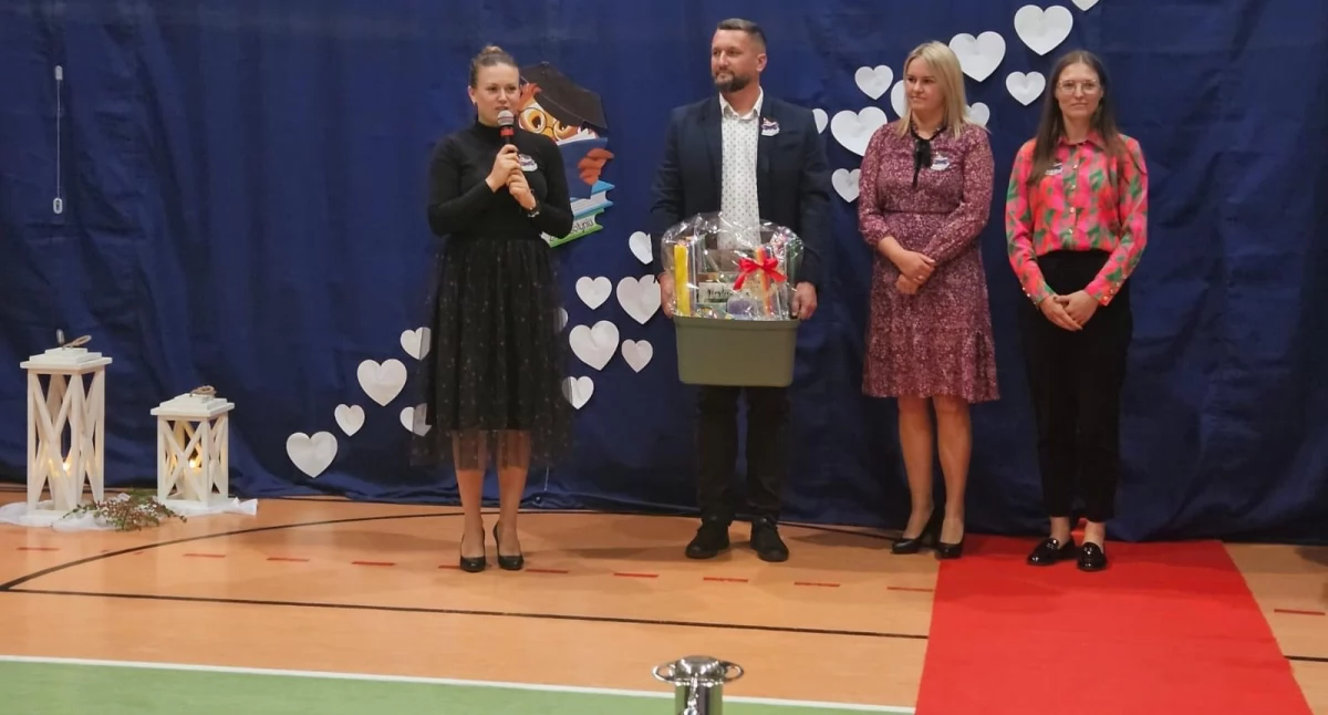 Gala Przyjaciół Szkoły w Zespole Szkół w Lotyniu