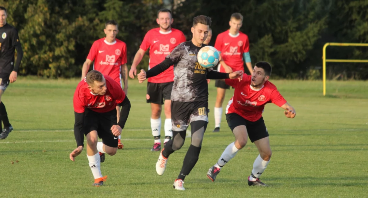 Jedność wyraźnie górą w gminnym derby Zakrzewa