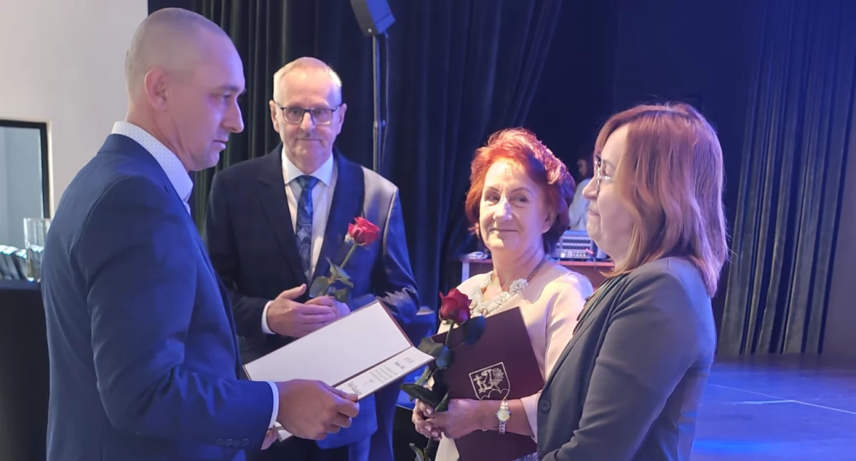 Nagrody Burmistrza dla okoneckich nauczycieli