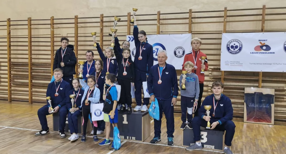 Spartanie na tenisowym Święcie Niepodległości w Wyrzysku