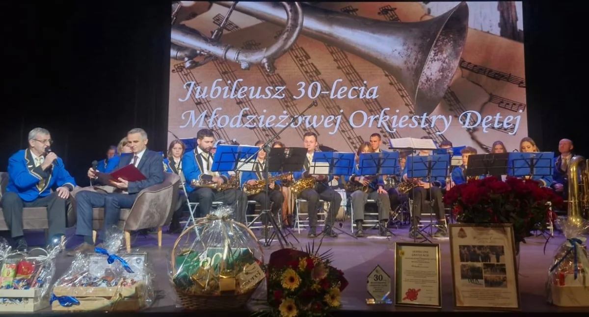 30 lat Młodzieżowej Orkiestry Dętej w Lipce