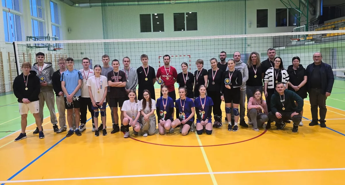 Sportowy weekend w Lipce pod znakiem siatkówki i koszykówki