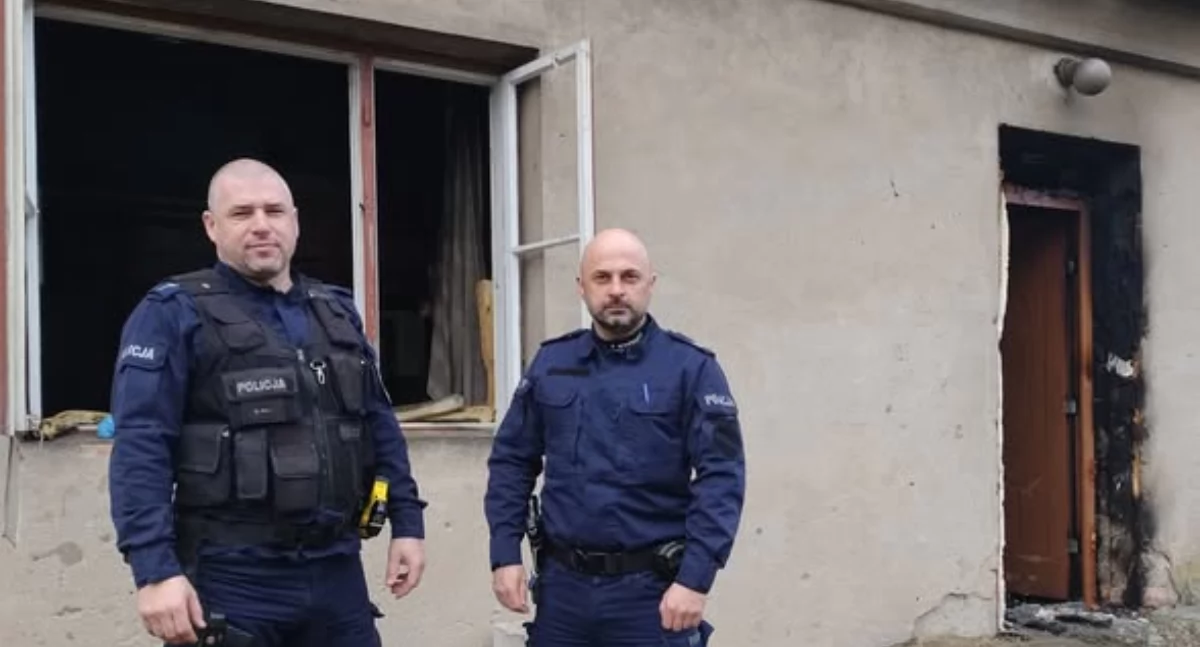 To oni uratowali 65-letniego mężczyznę z dzisiejszego pożaru!