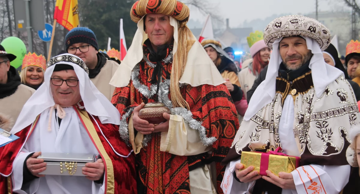 [WIDEO] Jubileuszowy Orszak Trzech Króli w Jastrowiu